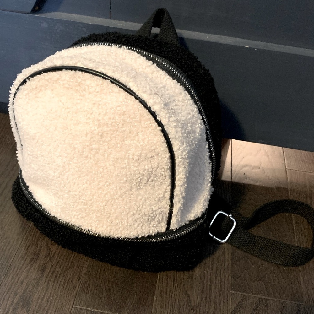 BNWOT Harlow Mini Sherpa Backpack